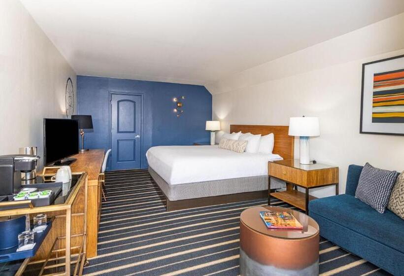 اتاق استاندارد با تخت بزرگ, Sky Rock Sedona, A Tribute Portfolio