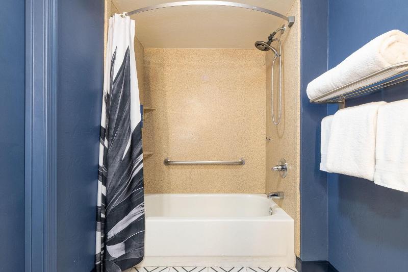 اتاق استاندارد با چشمانداز, Sky Rock Sedona, A Tribute Portfolio