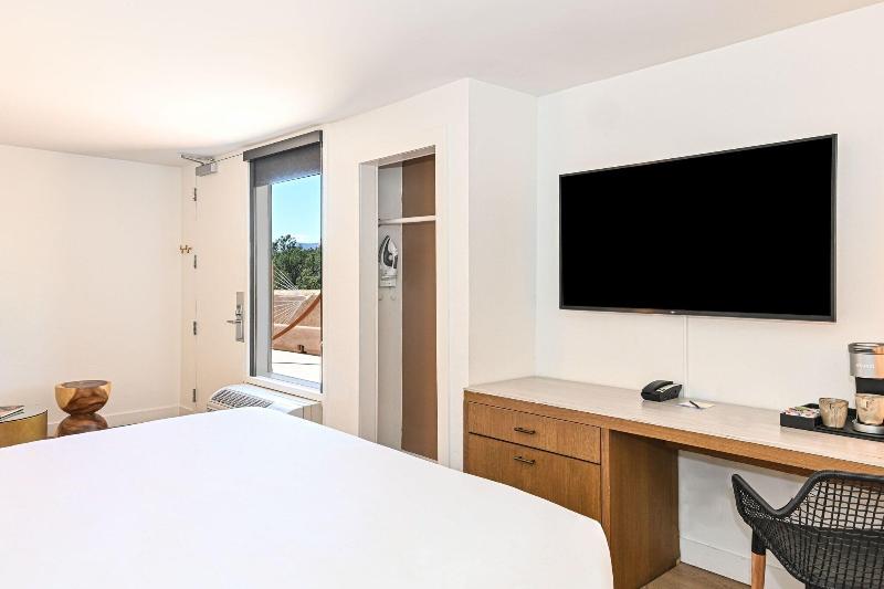 اتاق استاندارد با چشمانداز, Sky Rock Sedona, A Tribute Portfolio