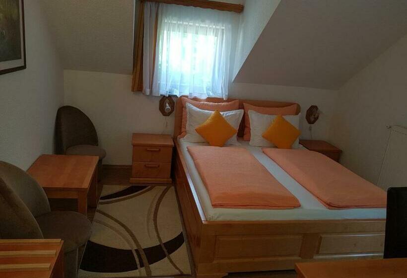 标准间, Pansion Breza