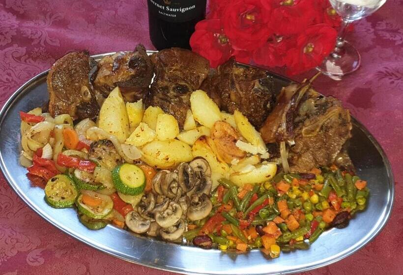 豪华三人间, Pansion Breza