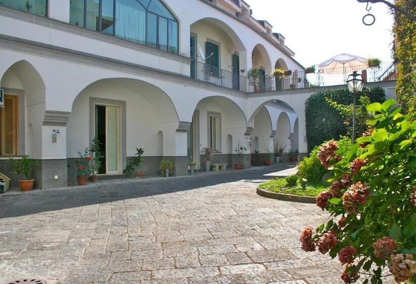 Студия Deluxe, B&b La Corte