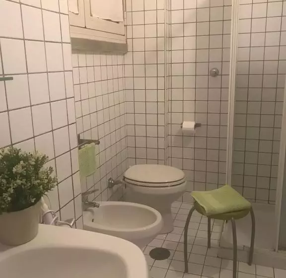 スタンダードルーム, B&b La Corte