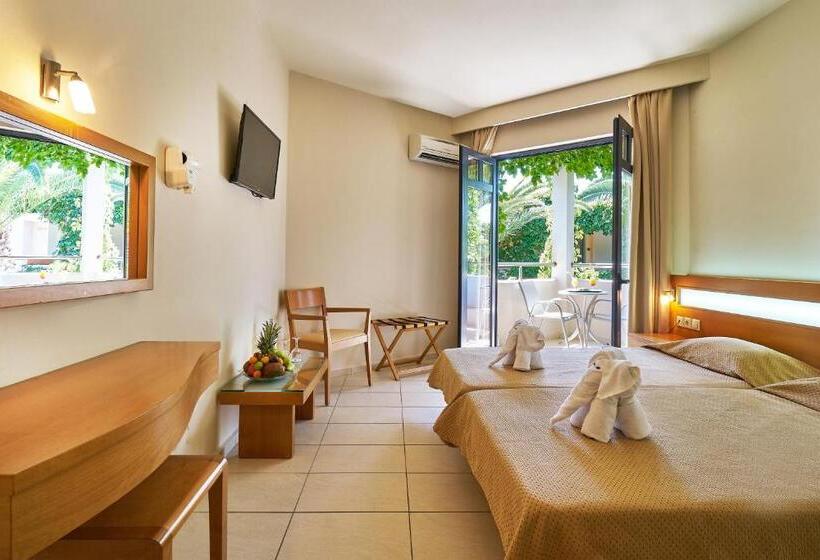 غرفة قياسية مطلة على الجبل, Eva Bay Hotel On The Beach   Adults Only