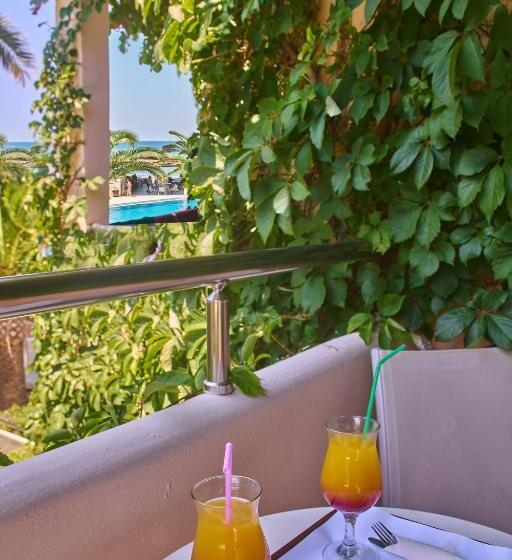 غرفة قياسية إطلالة جانبية علي البحر, Eva Bay Hotel On The Beach   Adults Only