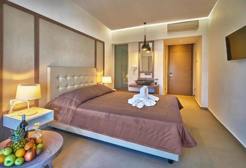 غرفة سوبيريور مزودة بشرفة, Eva Bay Hotel On The Beach   Adults Only