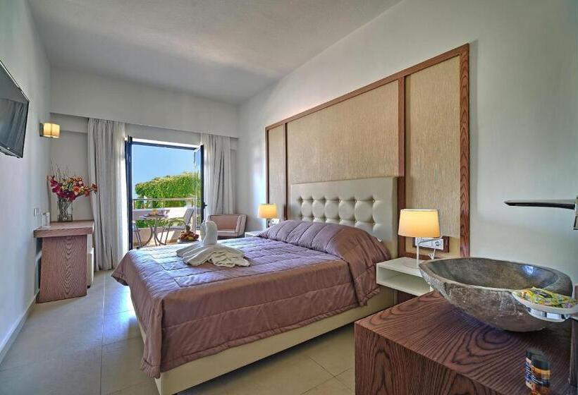 غرفة سوبيريور مزودة بشرفة, Eva Bay Hotel On The Beach   Adults Only