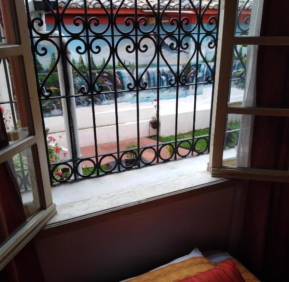 패밀리 룸, Andino