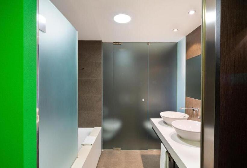 غرفة قياسية, Barceló Valencia