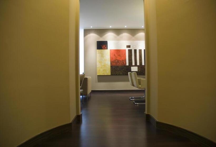 패밀리 스위트, Cruise