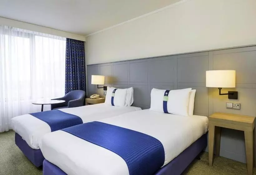 اتاق استاندارد, Holiday Inn Milton Keynes Central, An Ihg