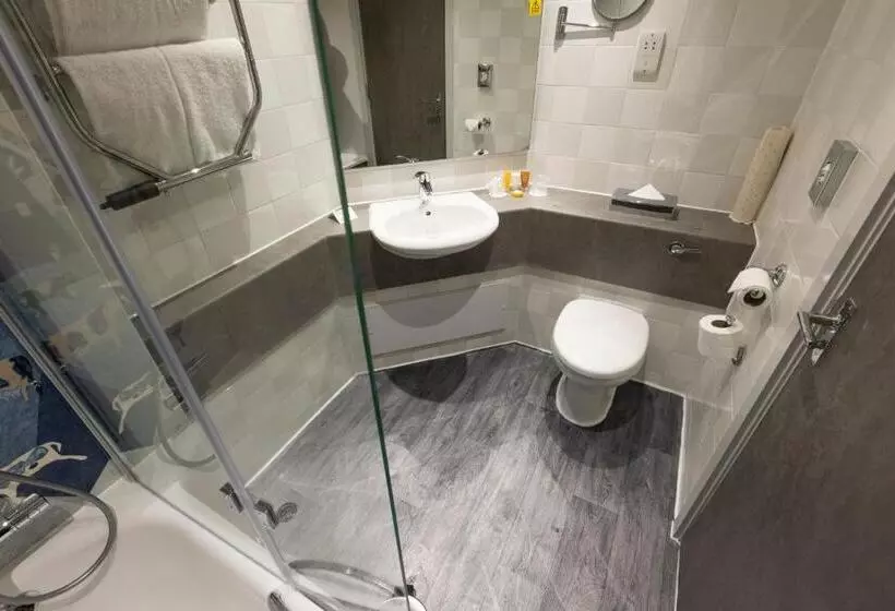 اتاق استاندارد با تخت بزرگ, Holiday Inn Milton Keynes Central, An Ihg