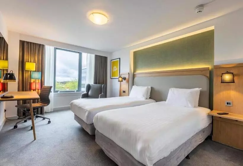 اتاق استاندارد, Holiday Inn Milton Keynes Central, An Ihg