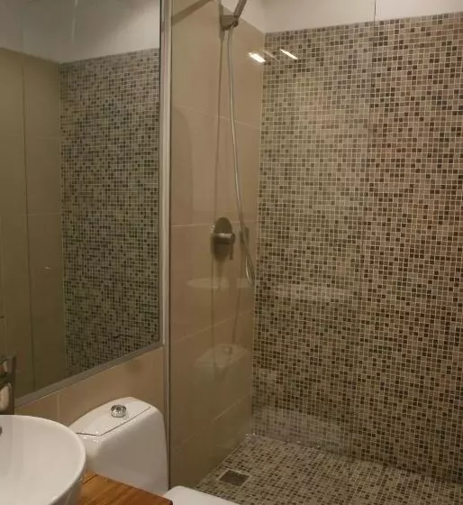اتاق استاندارد, La Residence