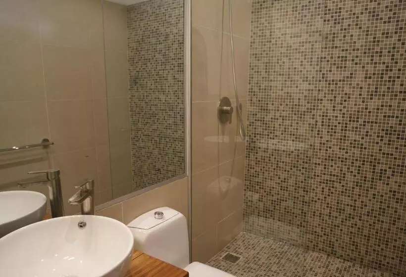 اتاق استاندارد, La Residence