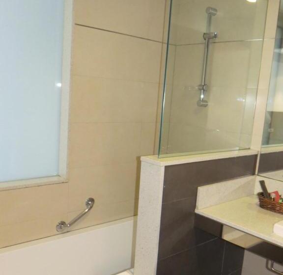 اتاق استاندارد سه نفره, Rios