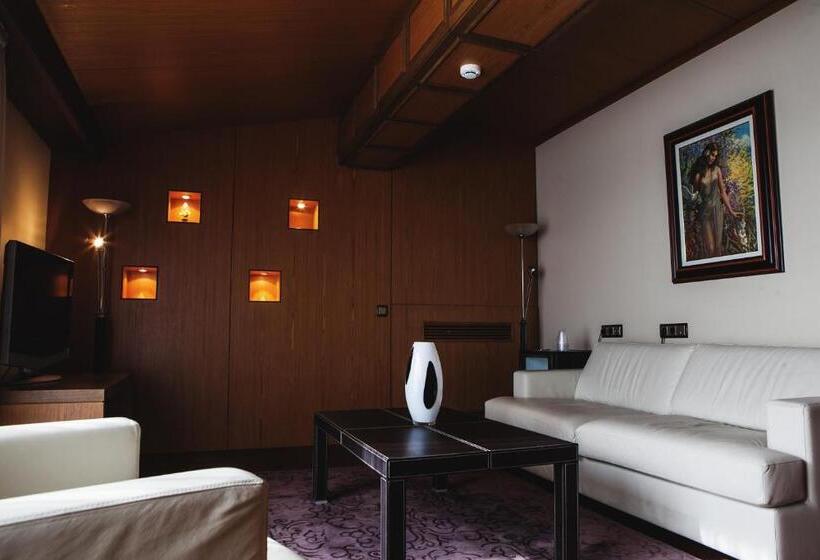 سوییت جونیور, Rios