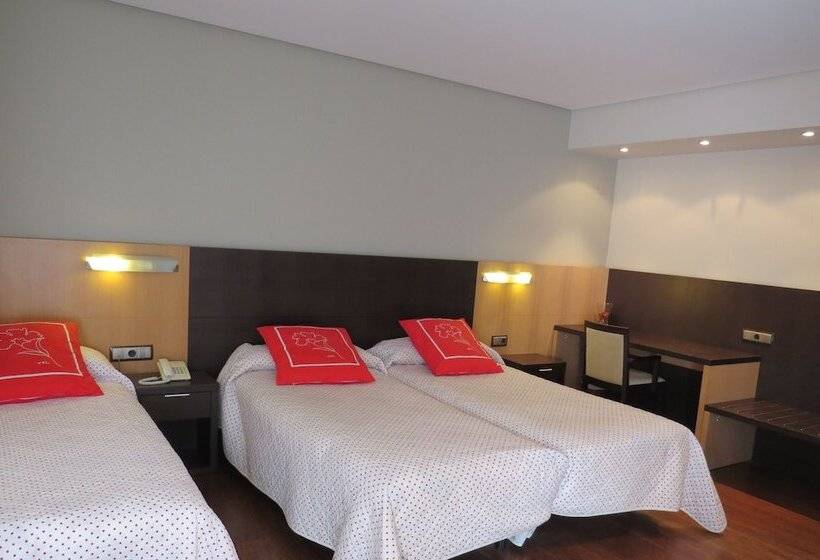 اتاق استاندارد سه نفره, Rios