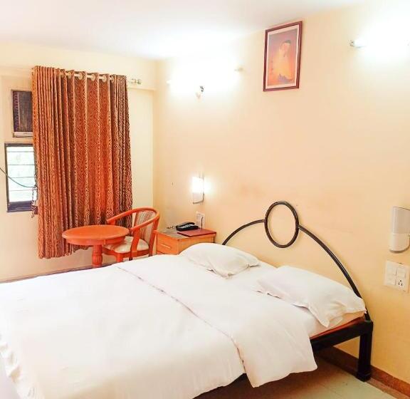 חדר דלוקס יחיד, Royale Heritage