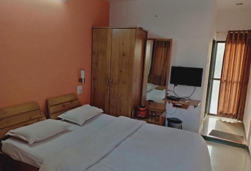 싱글 디럭스 룸, Royale Heritage