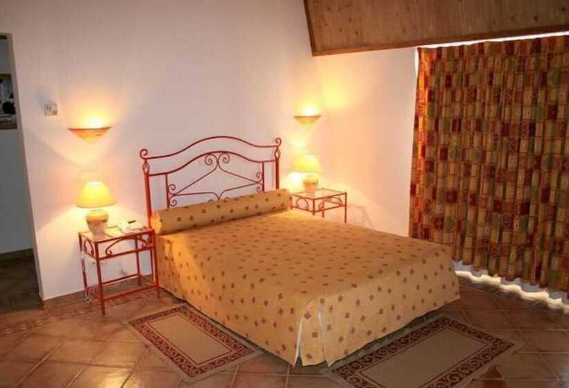 スタンダードルーム, Sol E Serra