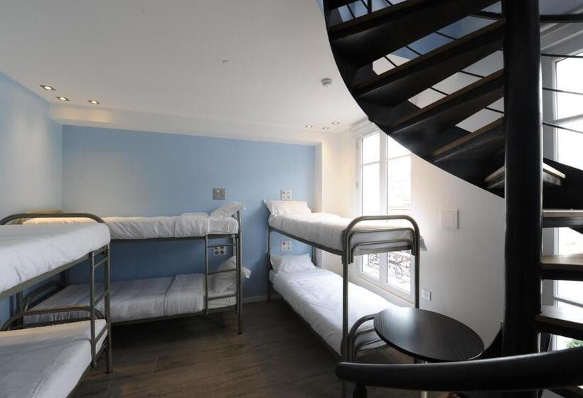 غرفة عائلية, The 3 Ducks Eiffel Tower By Hiphophostels