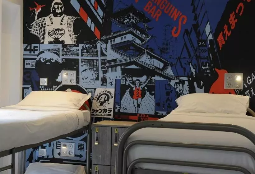 スタンダード４人部屋, The 3 Ducks Eiffel Tower By Hiphophostels