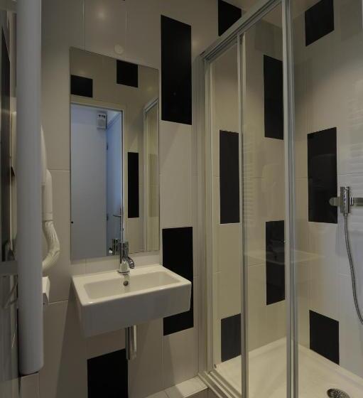 غرفة قياسية رباعية, The 3 Ducks Eiffel Tower By Hiphophostels