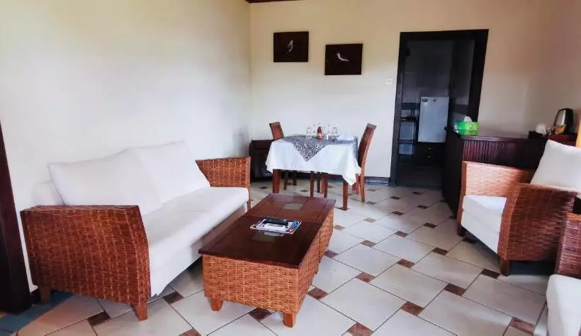 ジュニアスイート, Jinja Nile Resort