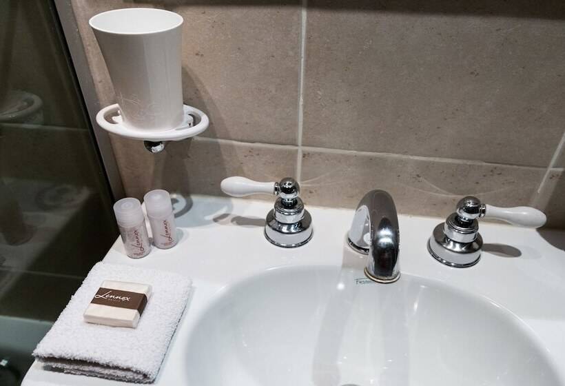 デラックストリプルルーム, Lennox Ushuaia