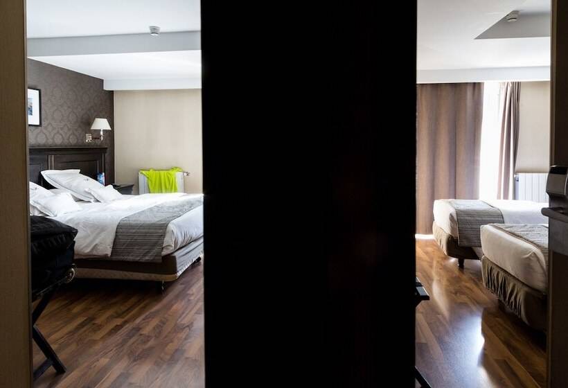 디럭스 트리플 룸, Lennox Ushuaia