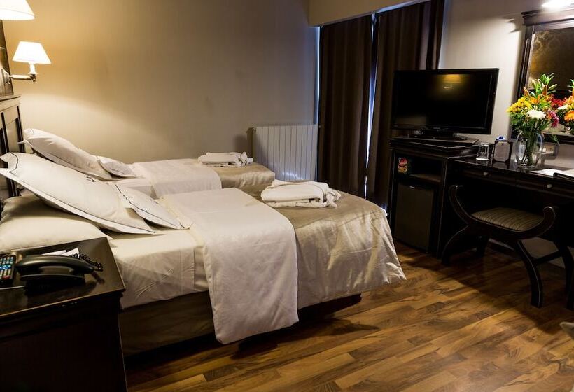 디럭스 트리플 룸, Lennox Ushuaia