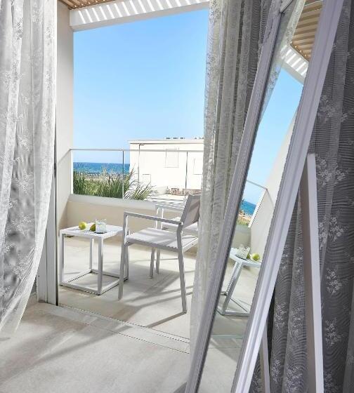 اتاق لوکس با چشم‌انداز دریا, Mythos Palace Resort & Spa