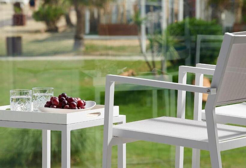 סוויטת ג'וניור, Mythos Palace Resort & Spa