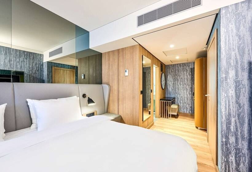 اتاق خانوادگی, Radisson Blu Hotel, Kyiv City Centre