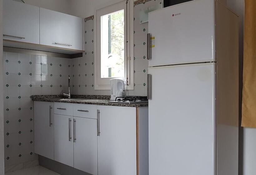 شقة غرفة واحدة, Apartaments California