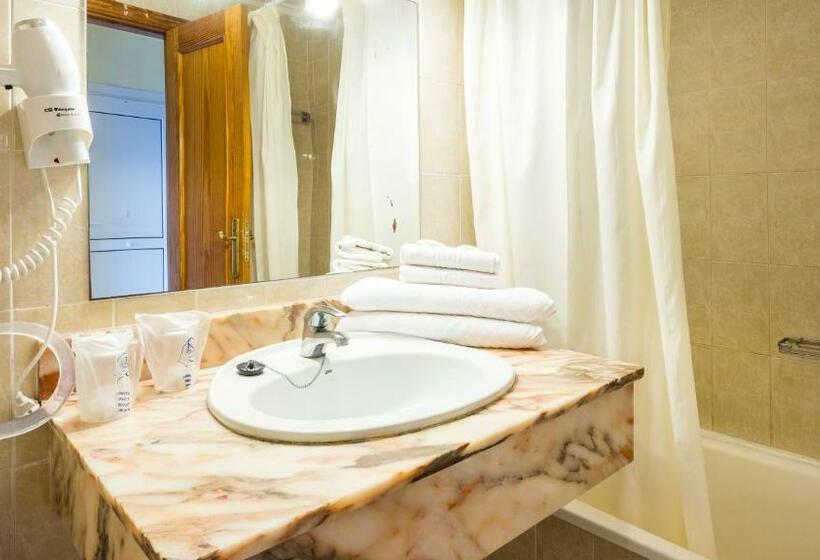 家庭间, Blue Sea Apartamentos Callao Garden