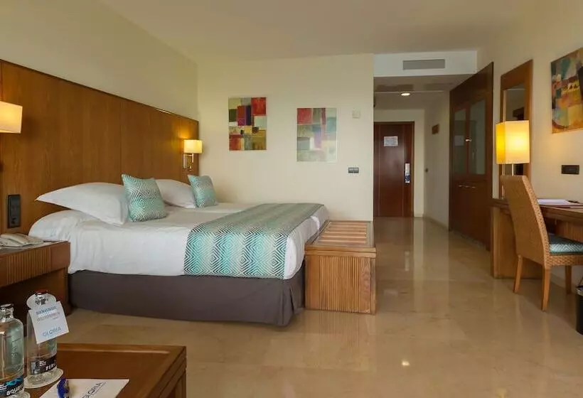 オーシャンビュースタンダードルーム, Gloria Palace Royal Hotel & Spa