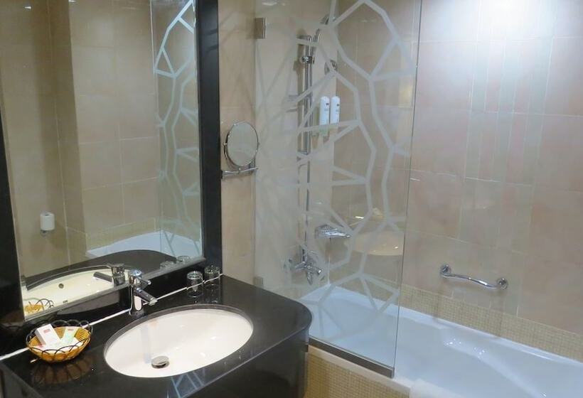 اتاق لوکس, The Park Hotel Formerly Al Jawhara Gardens