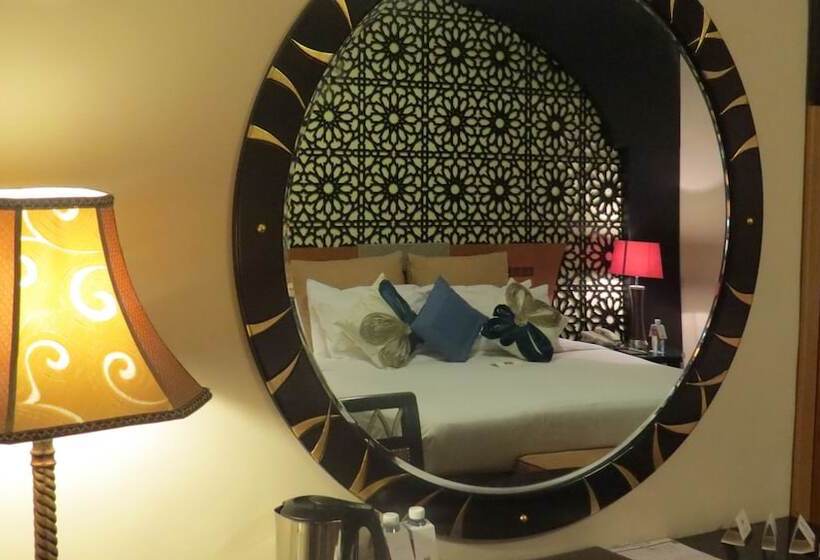 سوییت اجرایی, The Park Hotel Formerly Al Jawhara Gardens