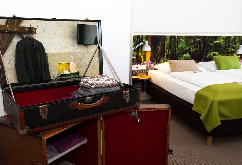 스탠다드 트리플 룸, Boutiquehotel Stadthalle