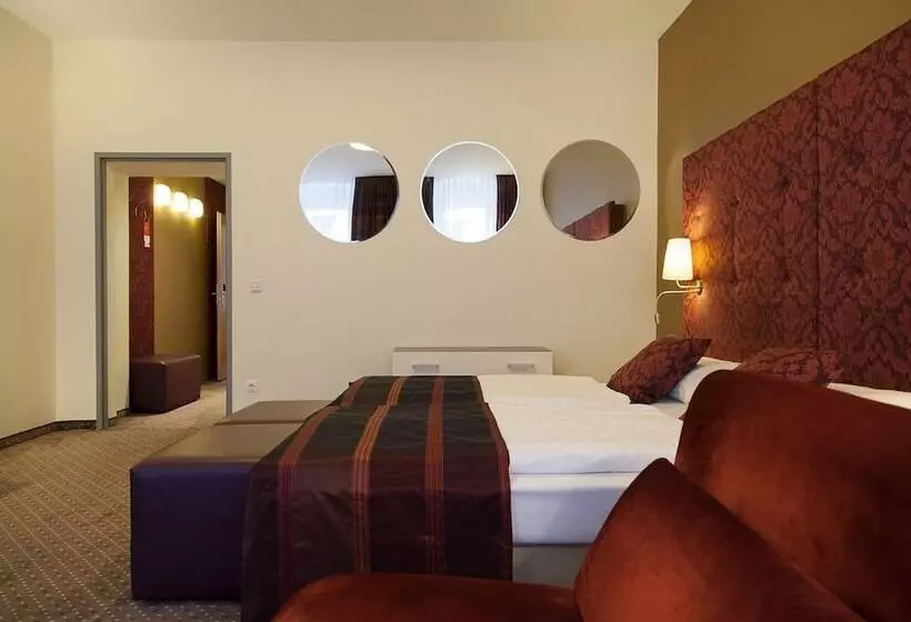 スタンダードトリプルルーム, Boutiquehotel Stadthalle