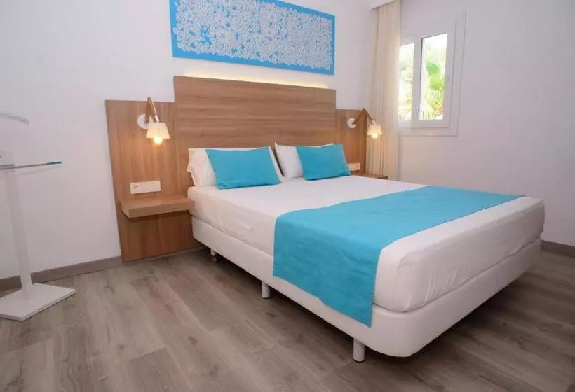 سوییت با چشمانداز باغ, Cala Llenya Resort Ibiza