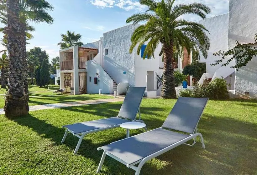 سوییت خانوادگی, Cala Llenya Resort Ibiza