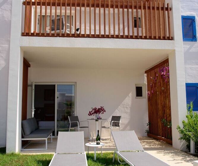 Полулюкс Вид на Сад, Cala Llenya Resort Ibiza