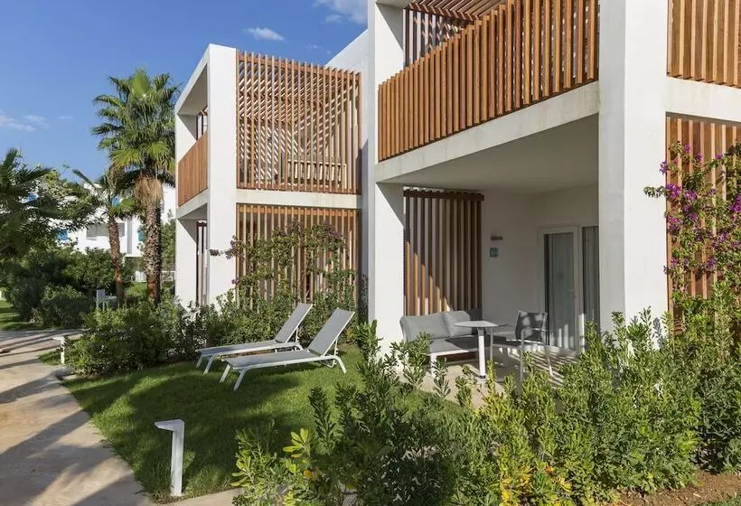 اتاق استاندارد با چشمانداز باغ, Cala Llenya Resort Ibiza
