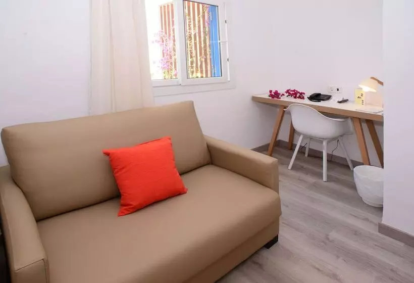 اتاق استاندارد با چشمانداز باغ, Cala Llenya Resort Ibiza