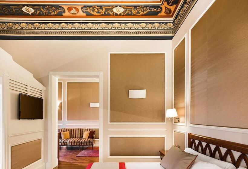 Люкс, Catalonia Las Cortes