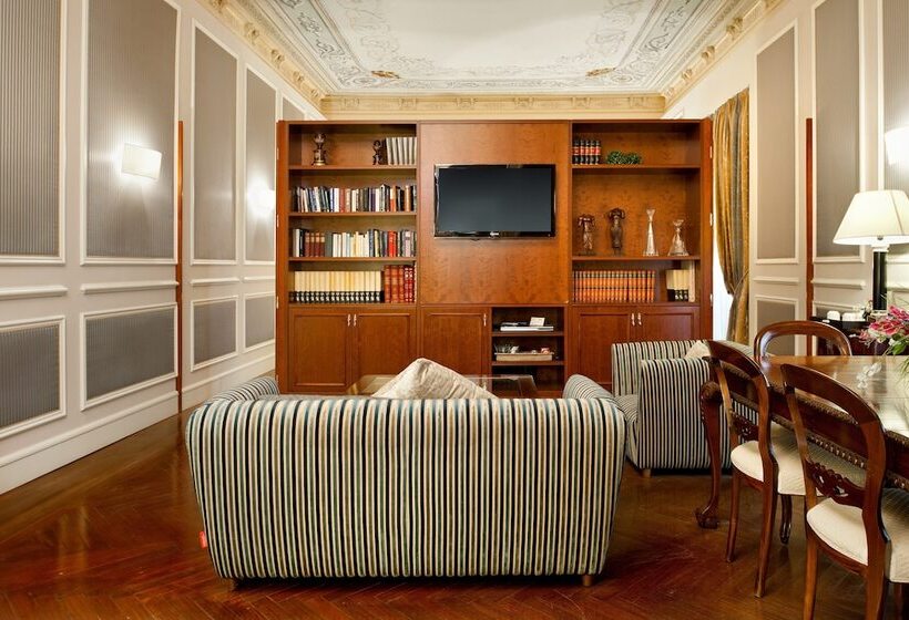 Люкс, Catalonia Las Cortes