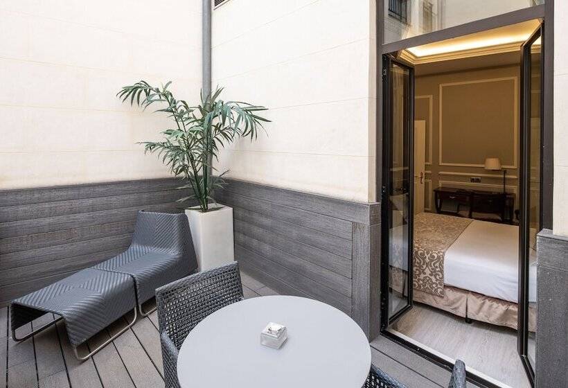 Номер Стандарт с Террасой, Catalonia Las Cortes